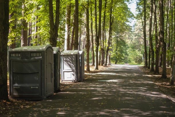 Portable Toilet Options We Offer in Charter Oak, CA